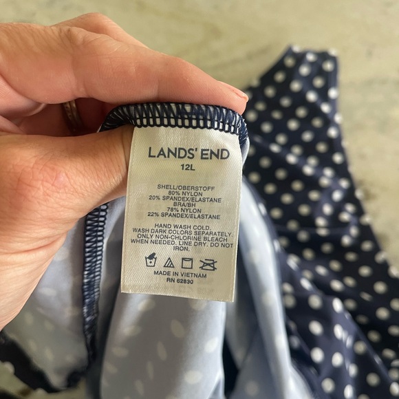 Lands End high neck Tankini top - Picture 4 of 4